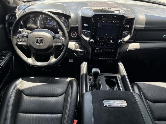 Photo of 2022 Granite Crystal Metallic Clearcoat RAM 1500