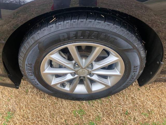 Photo of 2018 Phantom Black Hyundai SONATA