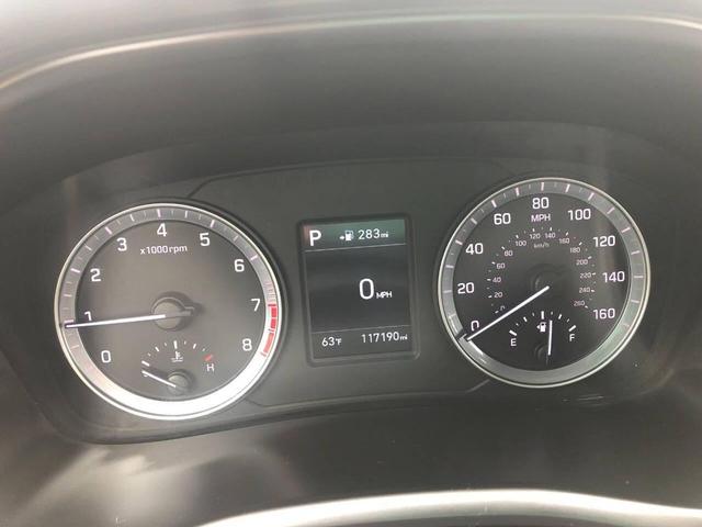 Photo of 2018 Phantom Black Hyundai SONATA