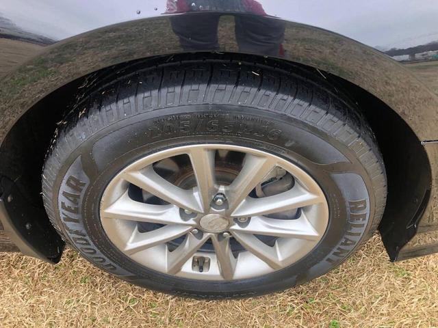 Photo of 2018 Phantom Black Hyundai SONATA