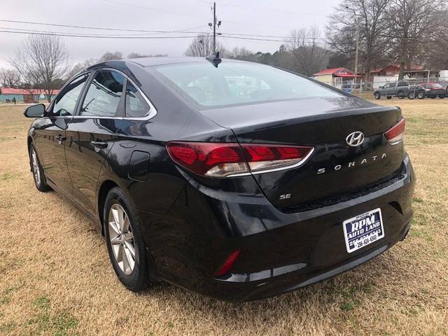 Photo of 2018 Phantom Black Hyundai SONATA