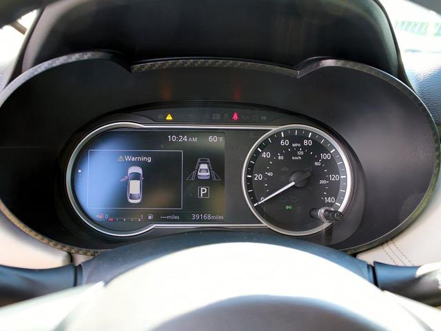 Photo of 2020 Brilliant Silver Metallic Nissan Versa
