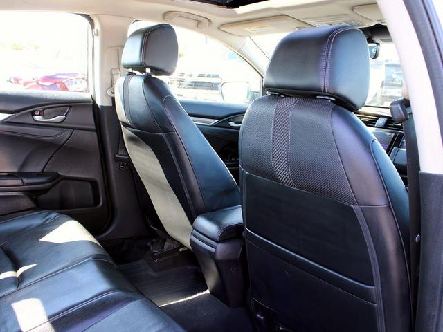 Photo of 2021 Lunar Silver Metallic Honda Civic