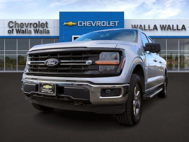 Photo of 2024 Iconic Silver Metallic Ford F-150