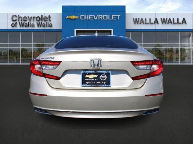 Photo of 2019 Lunar Silver Metallic Honda Accord