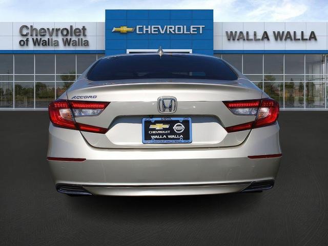 Photo of 2019 Lunar Silver Metallic Honda Accord