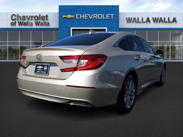 Photo of 2019 Lunar Silver Metallic Honda Accord