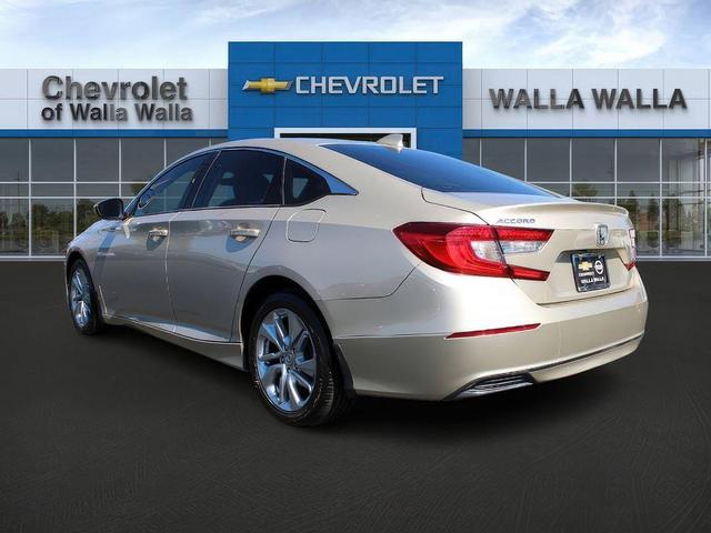 Photo of 2019 Lunar Silver Metallic Honda Accord