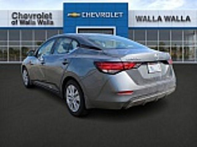 Photo of 2021 Gun Metallic Nissan Sentra
