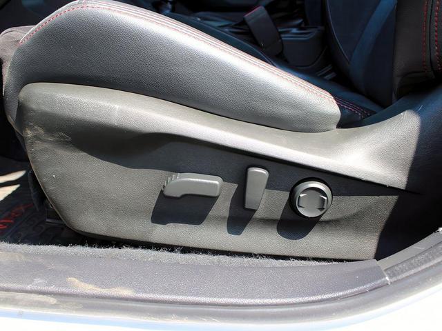 Photo of 2022 Ceramic White Subaru WRX