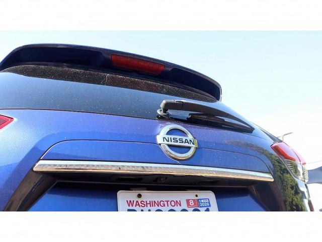 Photo of 2019 Caspian Blue Metallic Nissan Rogue
