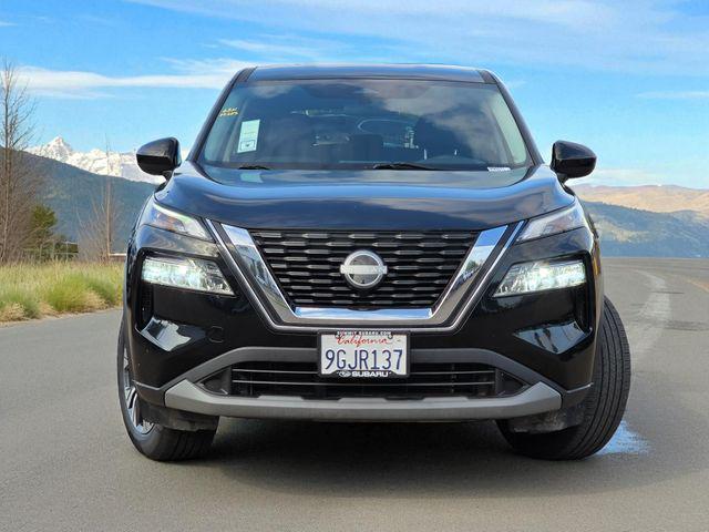 Photo of 2023 Super Black Nissan Rogue