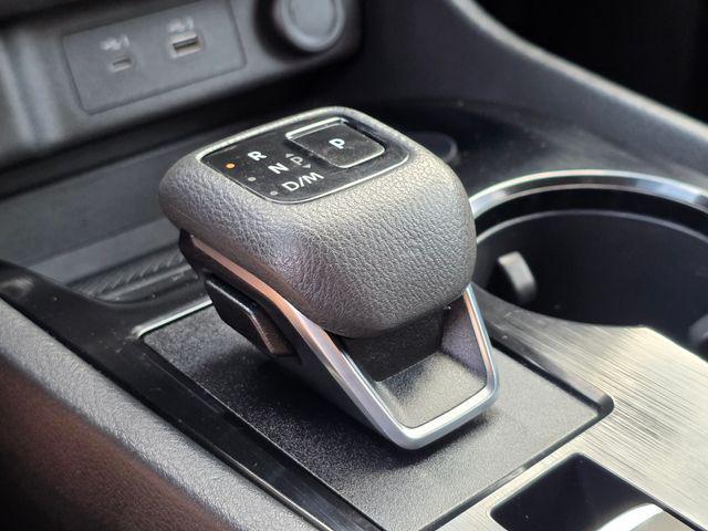 Photo of 2023 Super Black Nissan Rogue