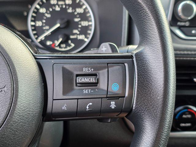 Photo of 2023 Super Black Nissan Rogue