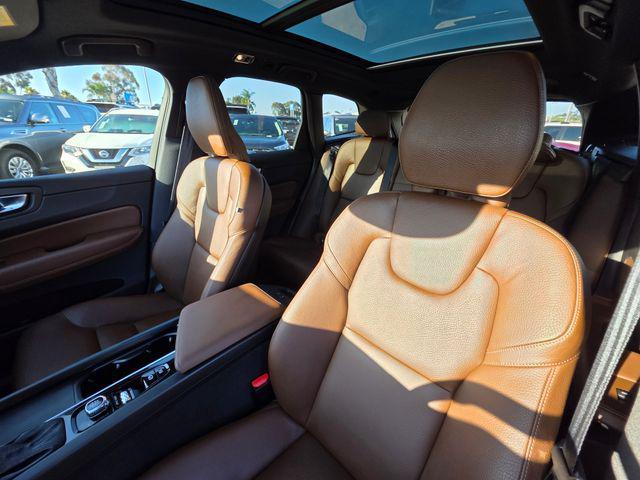 Photo of 2021 Denim Blue Metallic Volvo XC60
