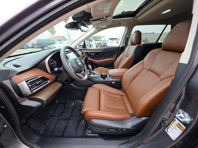 Photo of 2025 Magnetite Gray Metallic/Crystal Black Silica Subaru Outback