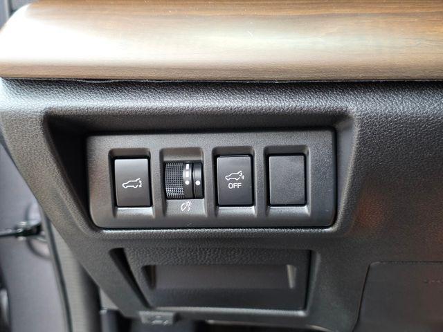 Photo of 2025 Magnetite Gray Metallic/Crystal Black Silica Subaru Outback