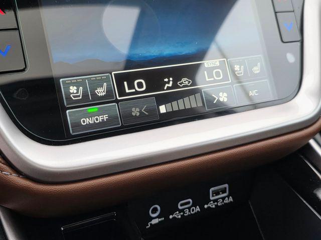 Photo of 2025 Magnetite Gray Metallic/Crystal Black Silica Subaru Outback