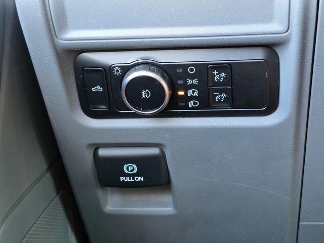 Photo of 2023 Oxford White Ford F-150