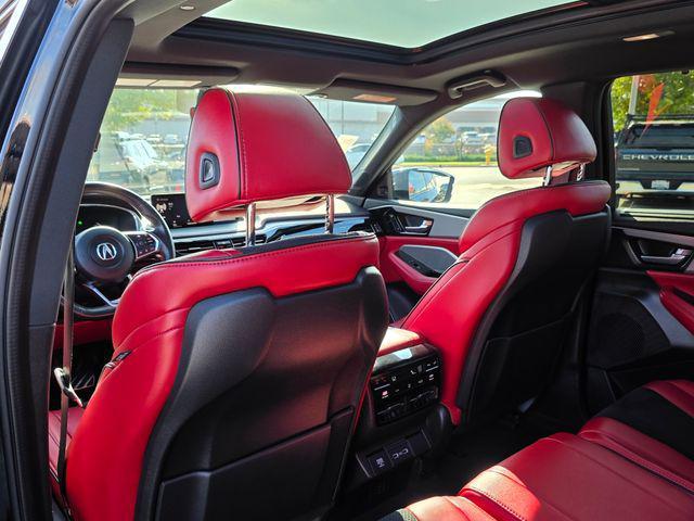 Photo of 2022 Black Acura MDX