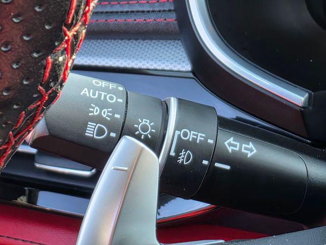 Photo of 2022 Black Acura MDX