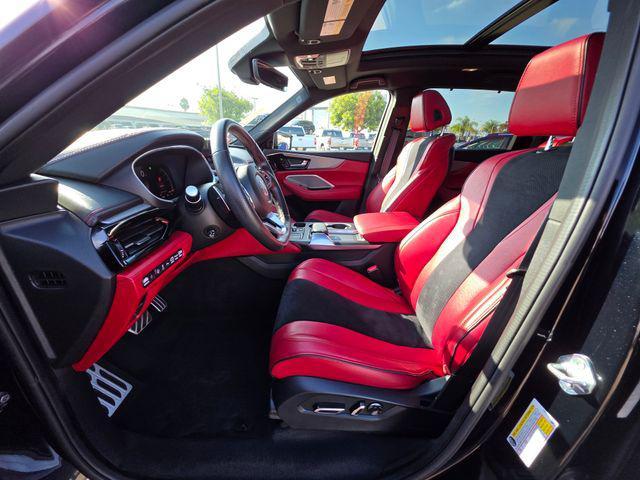 Photo of 2022 Black Acura MDX