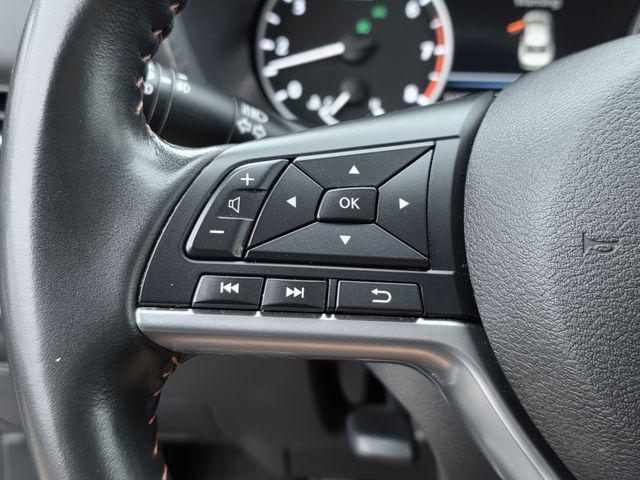 Photo of 2023 Gun Metallic/Super Black Nissan Sentra