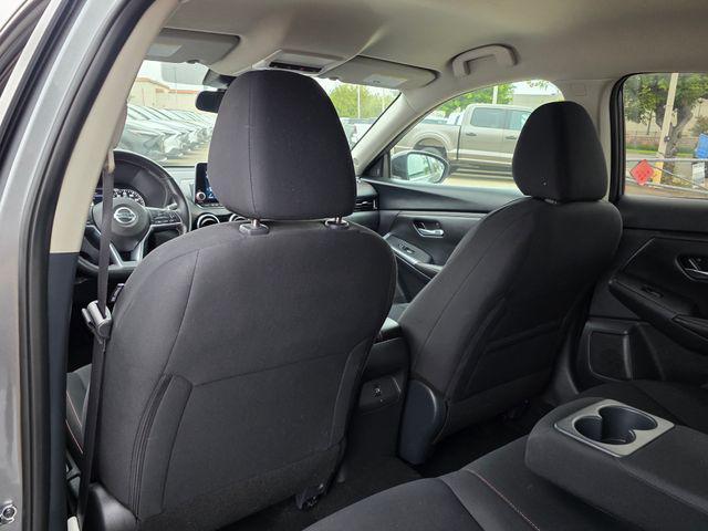 Photo of 2023 Gun Metallic/Super Black Nissan Sentra