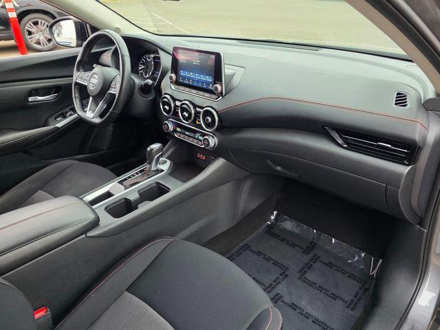 Photo of 2023 Gun Metallic/Super Black Nissan Sentra