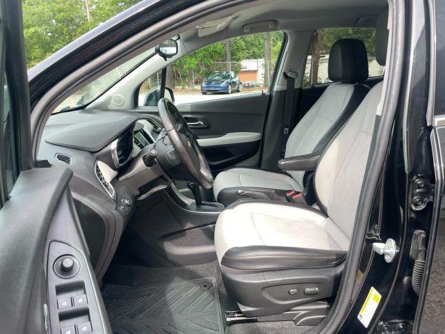 Photo of 2019 Black Chevrolet Trax