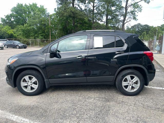 Photo of 2019 Black Chevrolet Trax