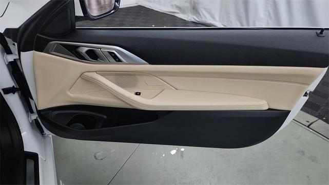 Photo of 2022 White Metallic BMW 430