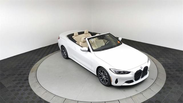 Photo of 2022 White Metallic BMW 430