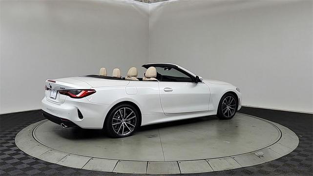 Photo of 2022 White Metallic BMW 430