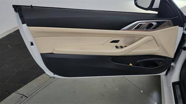 Photo of 2022 White Metallic BMW 430
