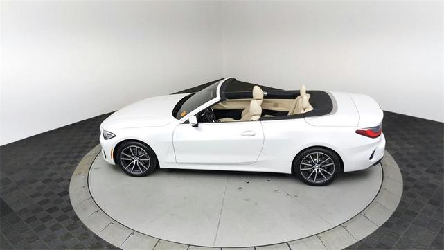 Photo of 2022 White Metallic BMW 430