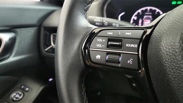 Photo of 2022 Platinum White Pearl Honda Civic