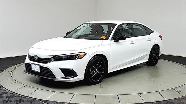 Photo of 2022 Platinum White Pearl Honda Civic