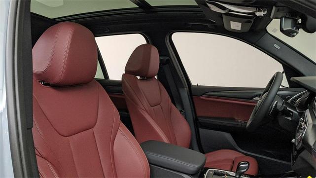 Photo of 2023 Brooklyn Gray Metallic BMW X3