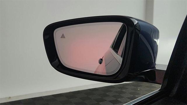 Photo of 2024 Phytonic Blue Metallic BMW 330