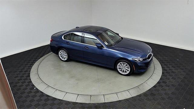 Photo of 2024 Phytonic Blue Metallic BMW 330