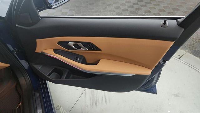 Photo of 2024 Phytonic Blue Metallic BMW 330