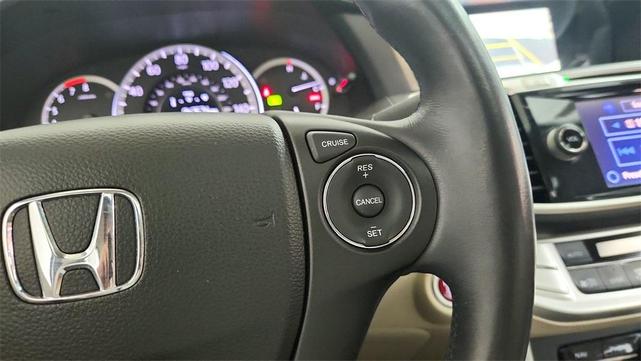 Photo of 2014 White Orchid Pearl Honda Accord