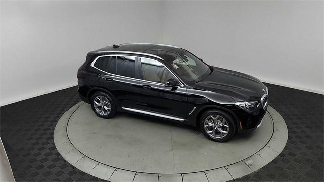 Photo of 2024 Jet Black BMW X3
