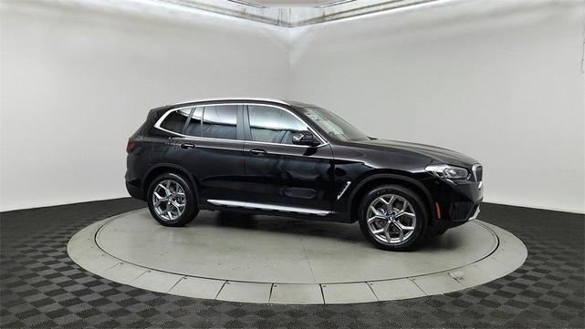 Photo of 2024 Jet Black BMW X3