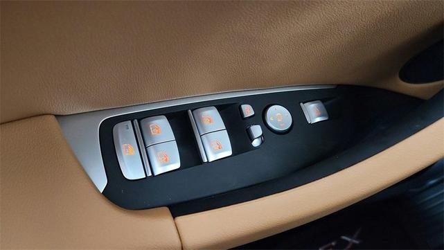 Photo of 2024 Jet Black BMW X3