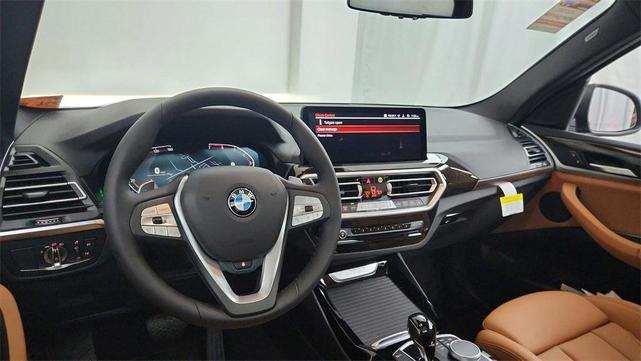 Photo of 2024 Jet Black BMW X3