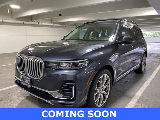 2021 BMW X7