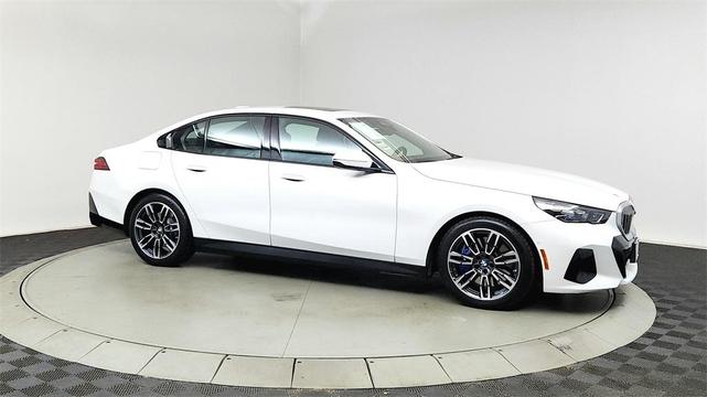 2025 BMW 540