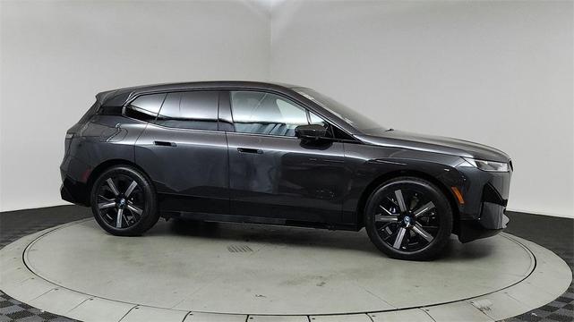 Photo of 2025 Dark Graphite Metallic BMW iX